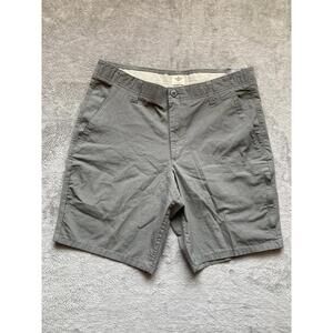 Dockers Chino Shorts Mens Gray Sz Medium 9" Inseam Above Knee Regular Fit